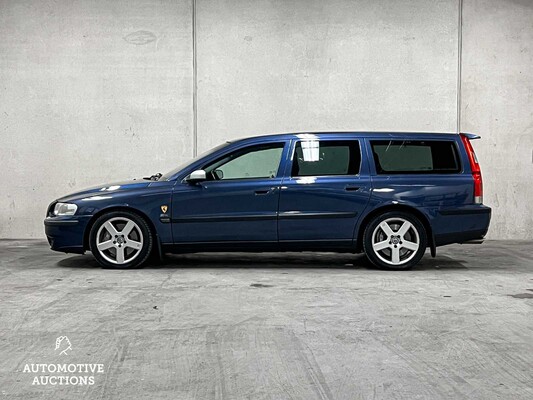 Volvo V70 2.5 R 299pk 2003pk, 61-PNB-1  Youngtimer