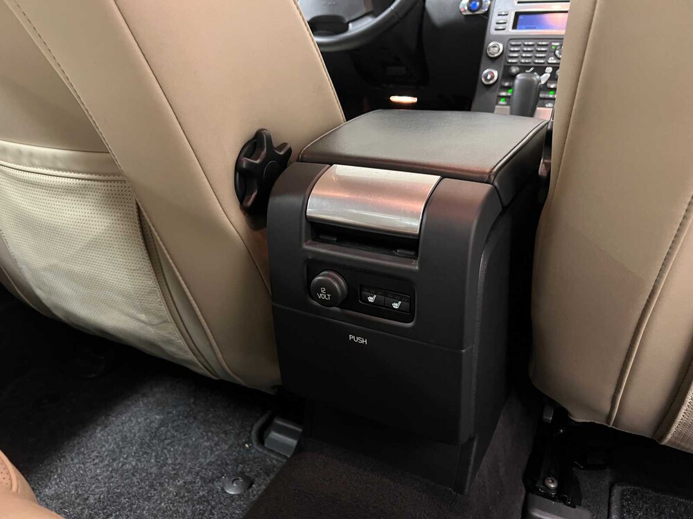 Volvo S80 4.4 V8 AWD Summum 315pk 2006, 22-ZB-PH Youngtimer