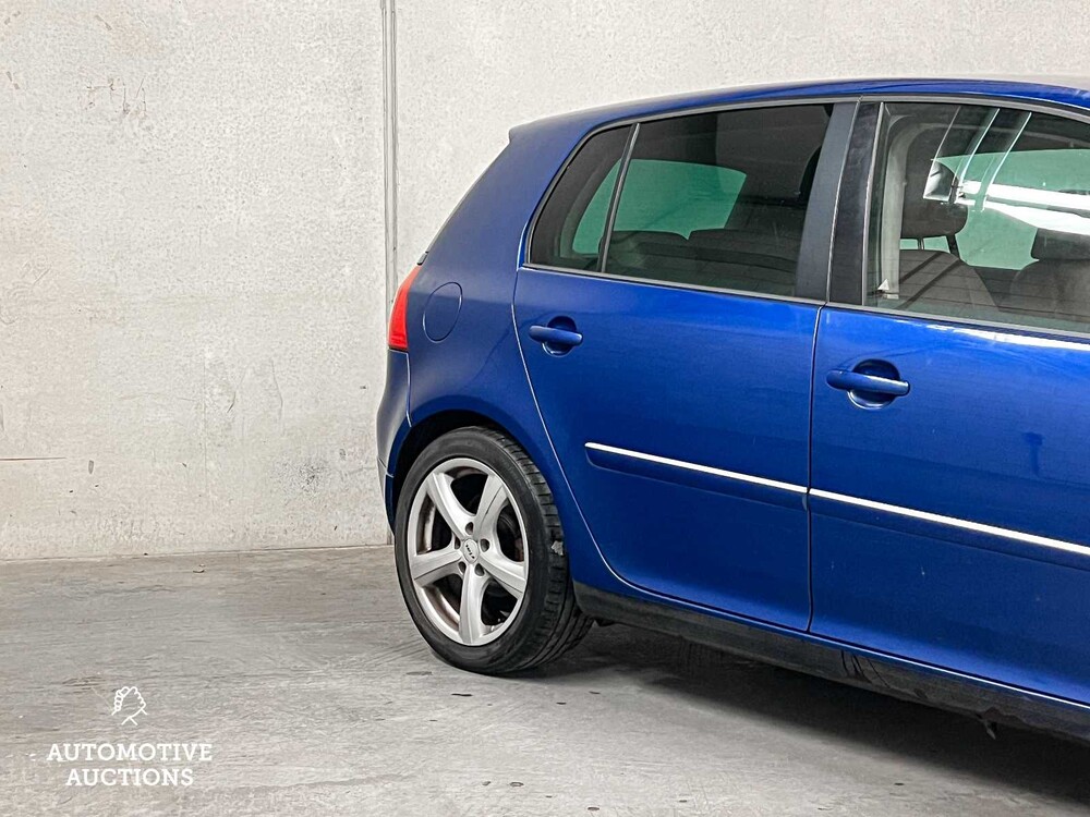 Volkswagen Golf 1.9 TDI 90pk 2005, 24-XD-TL YOUNGTIMER