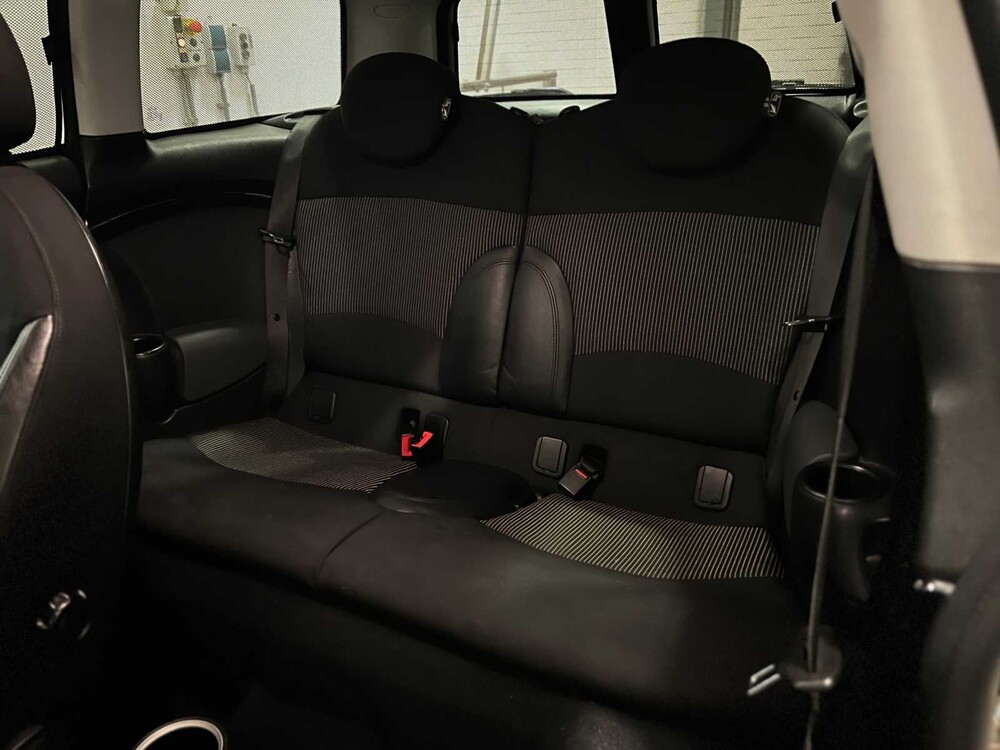 Mini Clubman R55 Chili 1.6 120pk 2008 -British Racing Green-, GK-799-L -Youngtimer-