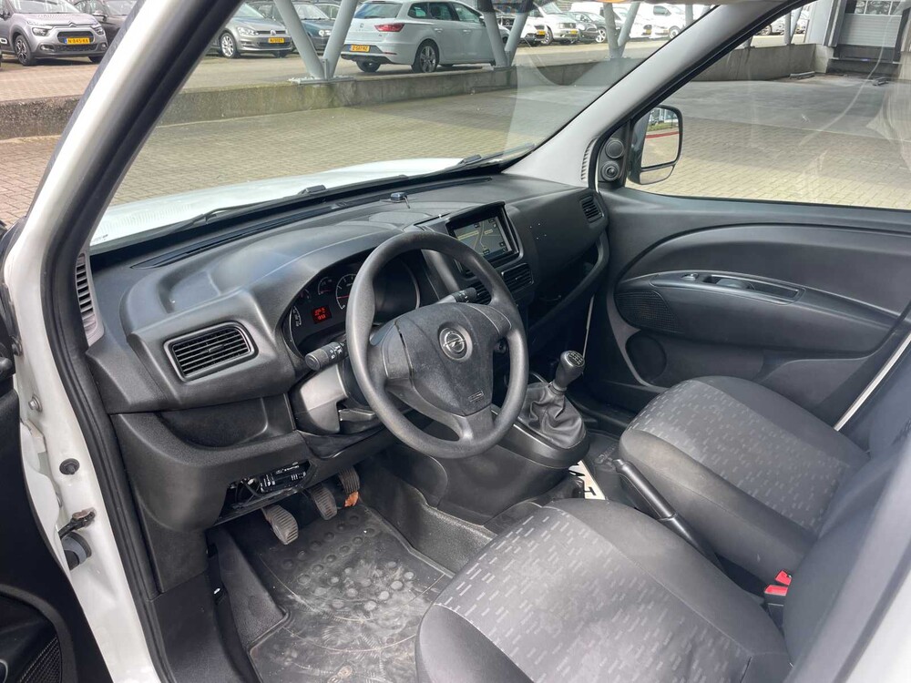 Opel Combo 1.3 CDTi L2H1 Edition 95pk 2018 Bedrijfswagen (Origineel-NL), V-114-TN