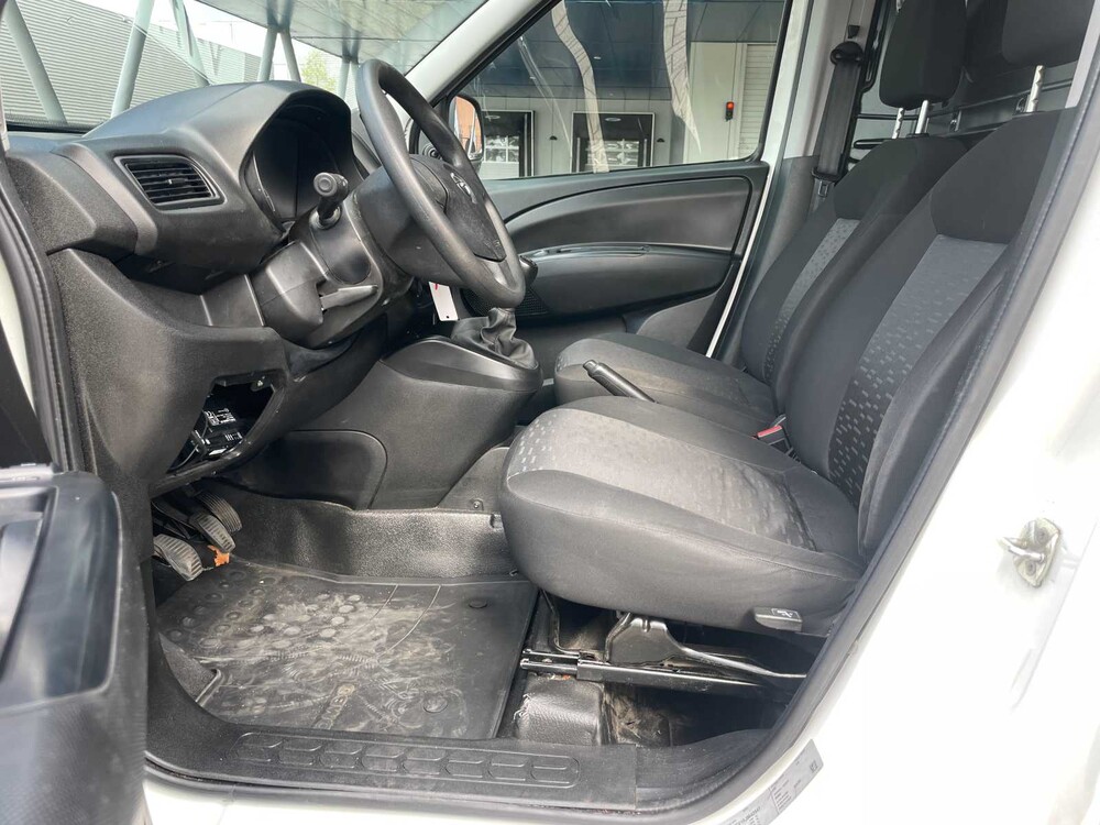 Opel Combo 1.3 CDTi L2H1 Edition 95pk 2018 Bedrijfswagen (Origineel-NL), V-114-TN