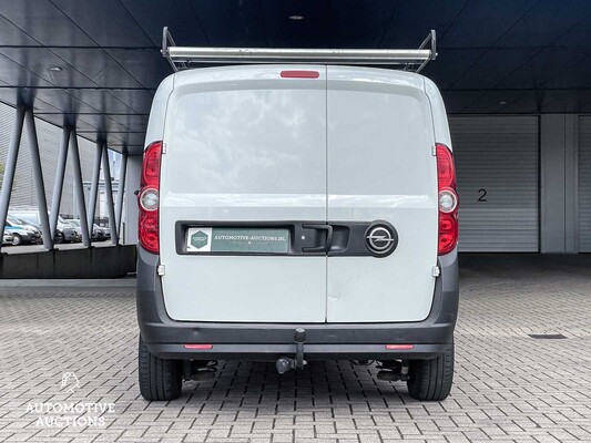 Opel Combo 1.3 CDTi L2H1 Edition 95hp 2018 Commercial vehicle (Original-NL), V-114-TN
