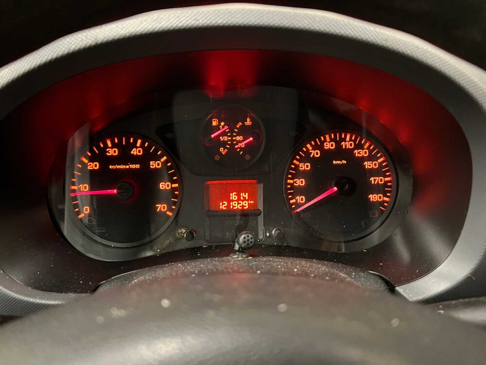 Peugeot Partner 122 1.6 HDI L1XT Profit + 90PS 2015 Nutzfahrzeug (Original-NL), VR-740-N