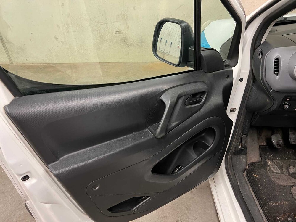 Peugeot Partner 122 1.6 HDI L1XT Profit + 90PS 2015 Nutzfahrzeug (Original-NL), VR-740-N