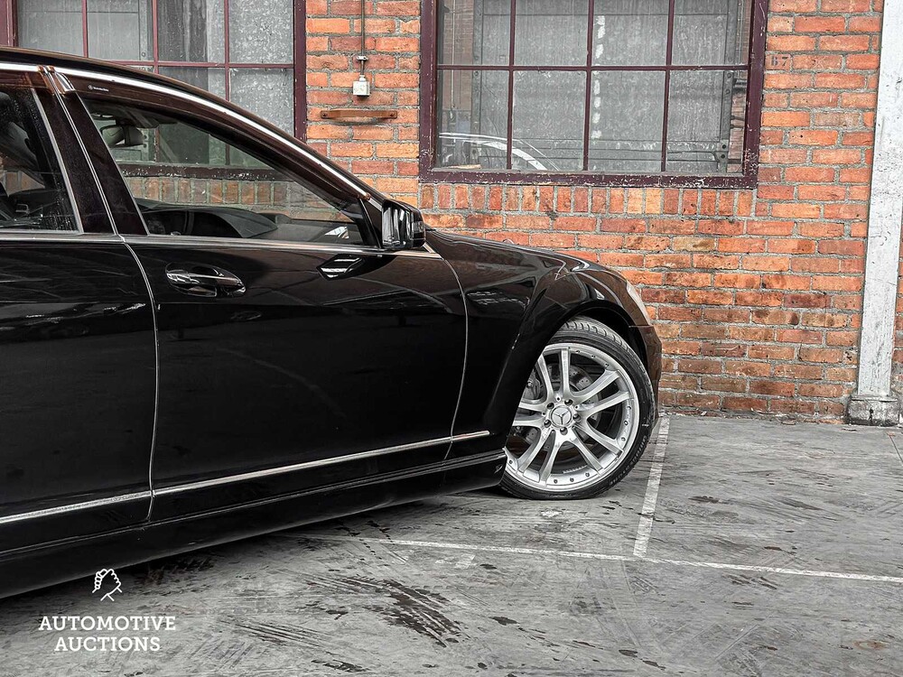 Mercedes-Benz S500 Lang 5.5 V8 388pk 2006 Youngtimer 
