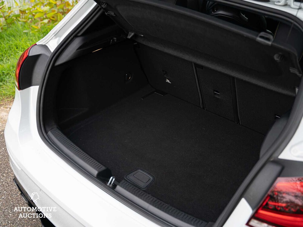 Mercedes-Benz A45s AMG 4Matic+ Premium Plus 421PS 2020 A-Klasse, P-920-FP