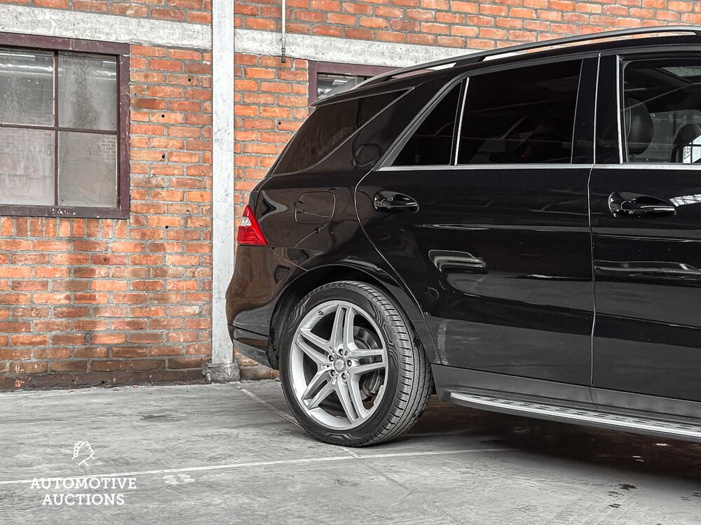Mercedes-Benz ML350 AMG Edition 1 3.5 V6 306PS 2012 M-Klasse, 31-ZHN-7