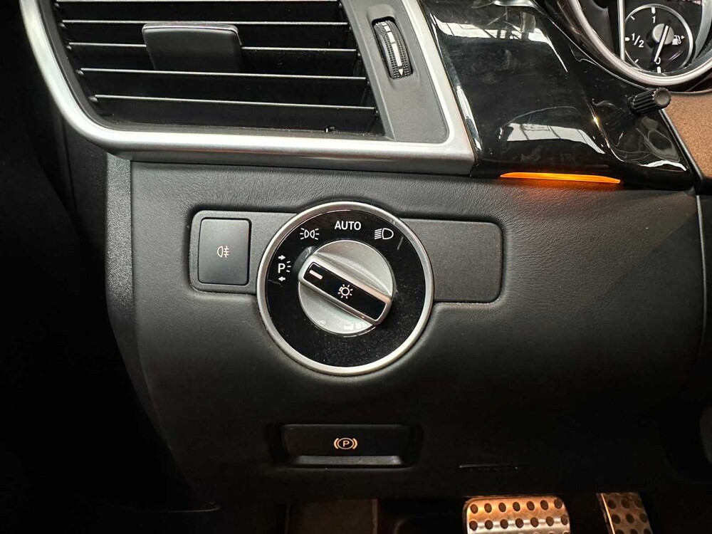 Mercedes-Benz ML350 AMG Edition 1 3.5 V6 306PS 2012 M-Klasse, 31-ZHN-7