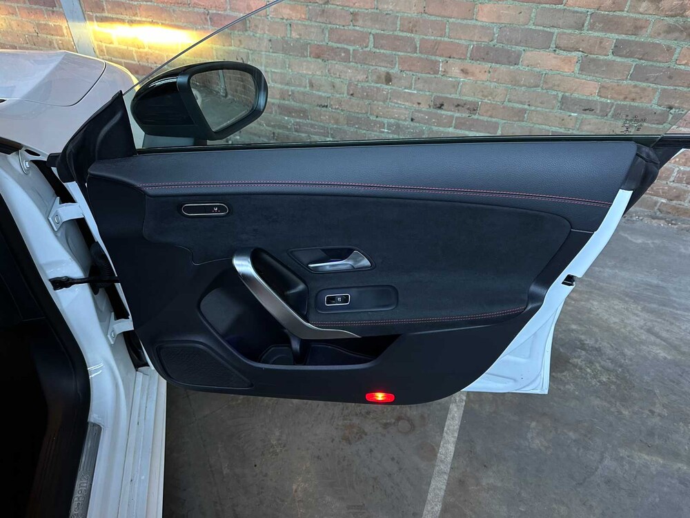 Mercedes-Benz CLA200 AMG Premium Plus 163PS 2020 CLA Klasse, P-053-JS