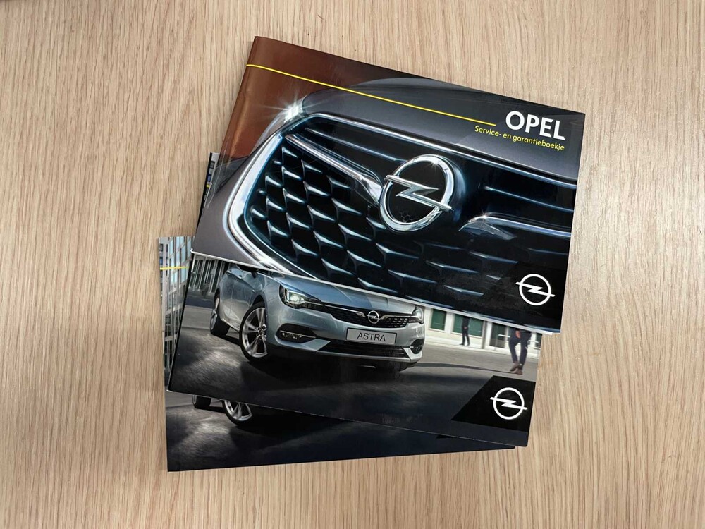 Opel Astra Sports Tourer 1.2 Edition 2020 110PS 2021 (Original-NL), L-645-XT