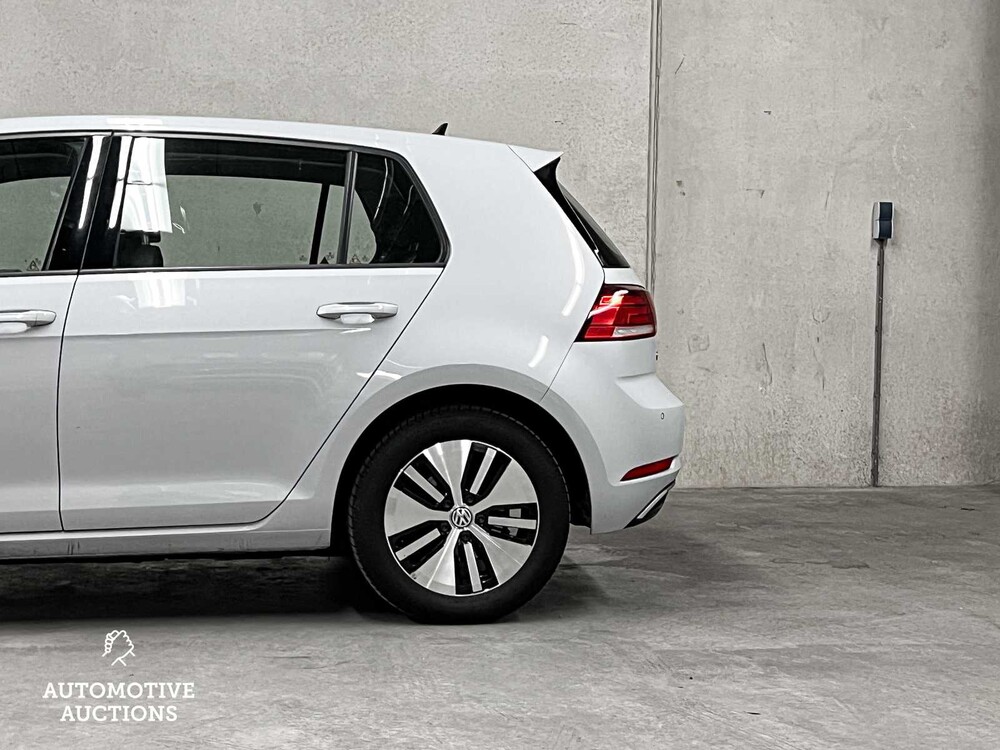 Volkswagen e-Golf 136PS 2019 (Original-NL + 1. Besitzer), XF-656-H