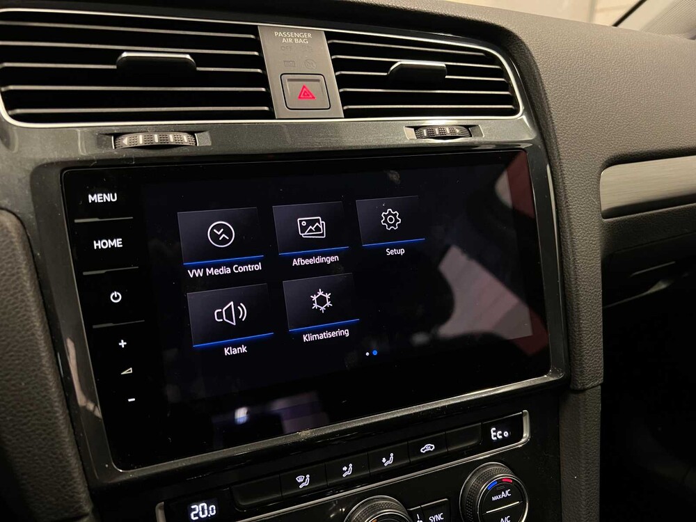 Volkswagen e-Golf 136PS 2019 (Original-NL + 1. Besitzer), XF-656-H