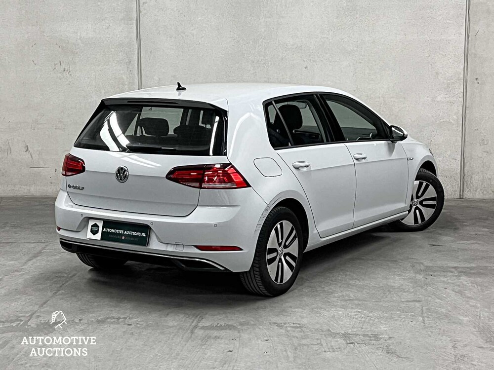 Volkswagen e-Golf 136PS 2019 (Original-NL + 1. Besitzer), XF-656-H