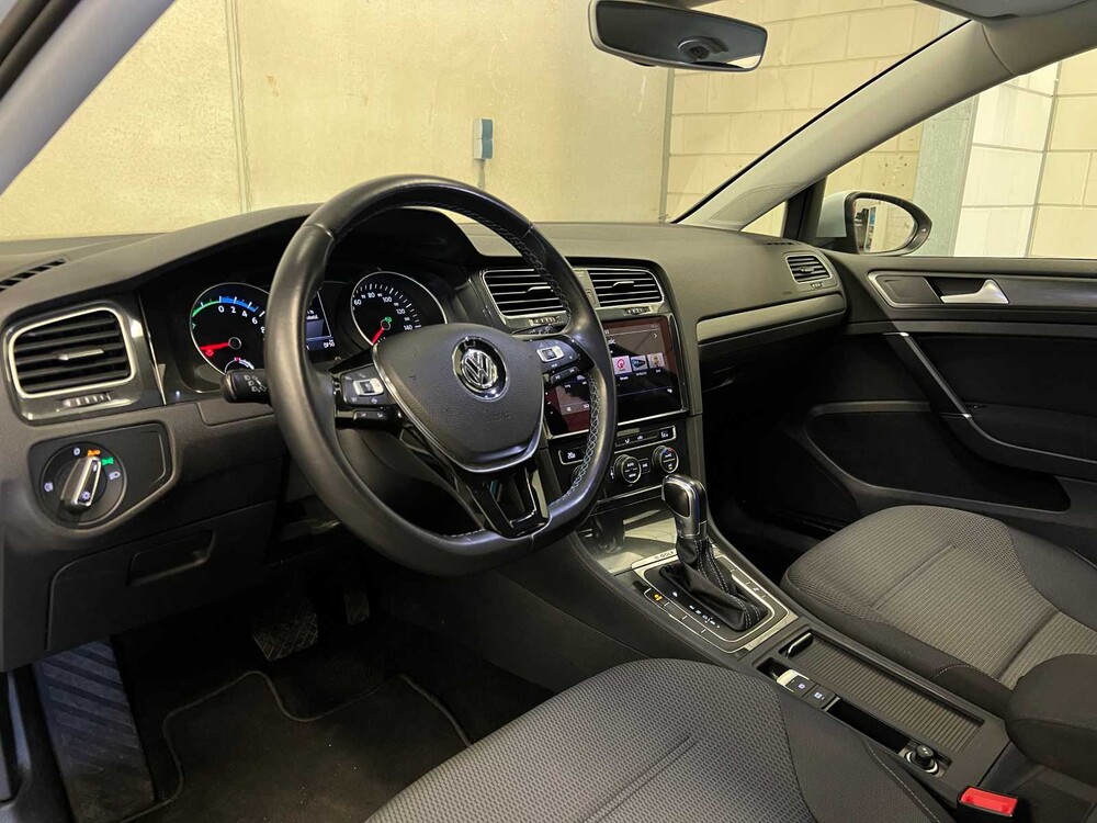 Volkswagen e-Golf 136PS 2019 (Original-NL + 1. Besitzer), XF-656-H