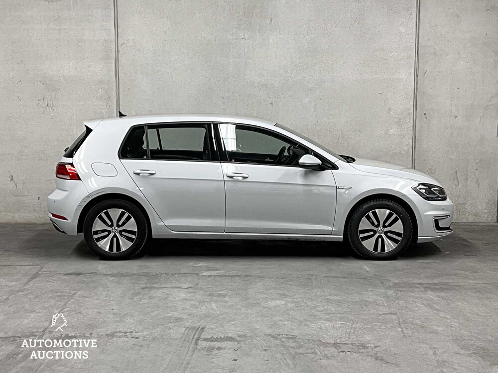 Volkswagen e-Golf 136PS 2019 (Original-NL + 1. Besitzer), XF-656-H