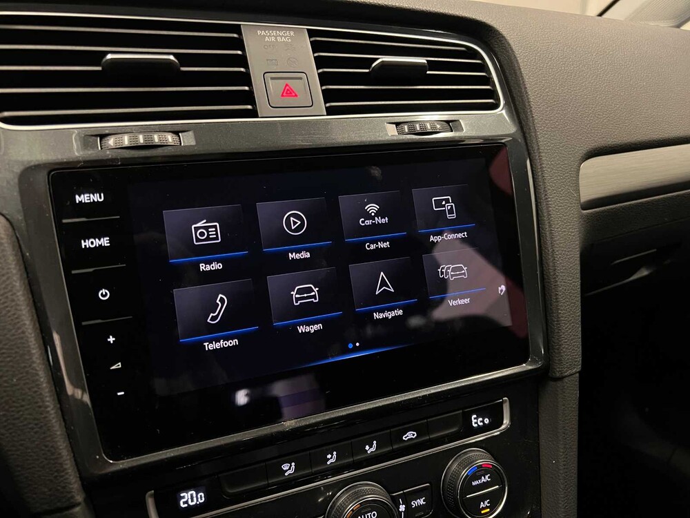 Volkswagen e-Golf 136PS 2019 (Original-NL + 1. Besitzer), XF-656-H