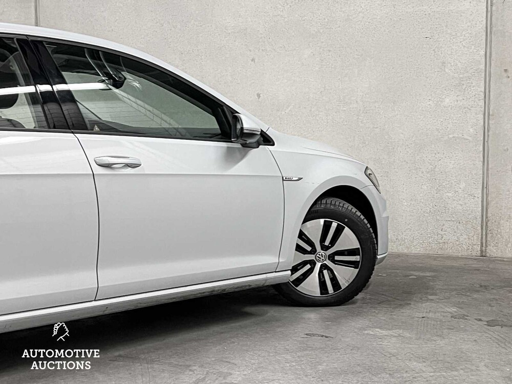 Volkswagen e-Golf 136PS 2019 (Original-NL + 1. Besitzer), XF-656-H