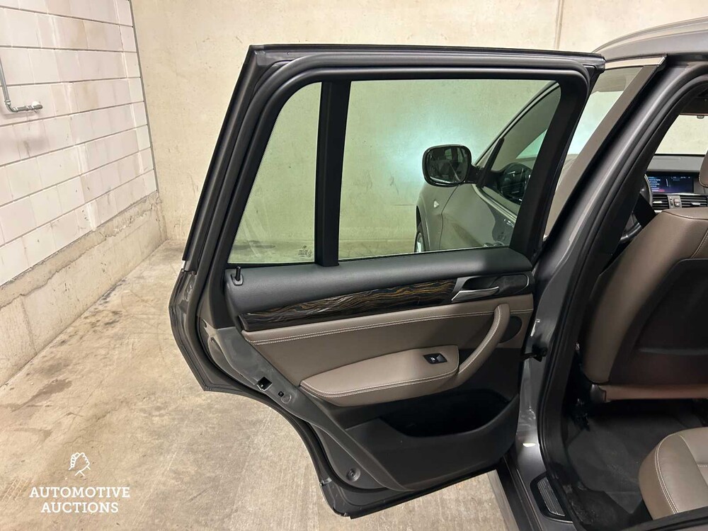 BMW X3 xDrive28i High Executive M-Sport 245PS 2014 (ORIGINAL-GB), 3-TKL-82