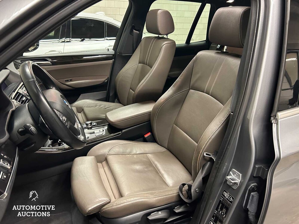 BMW X3 xDrive28i High Executive M-Sport 245PS 2014 (ORIGINAL-GB), 3-TKL-82
