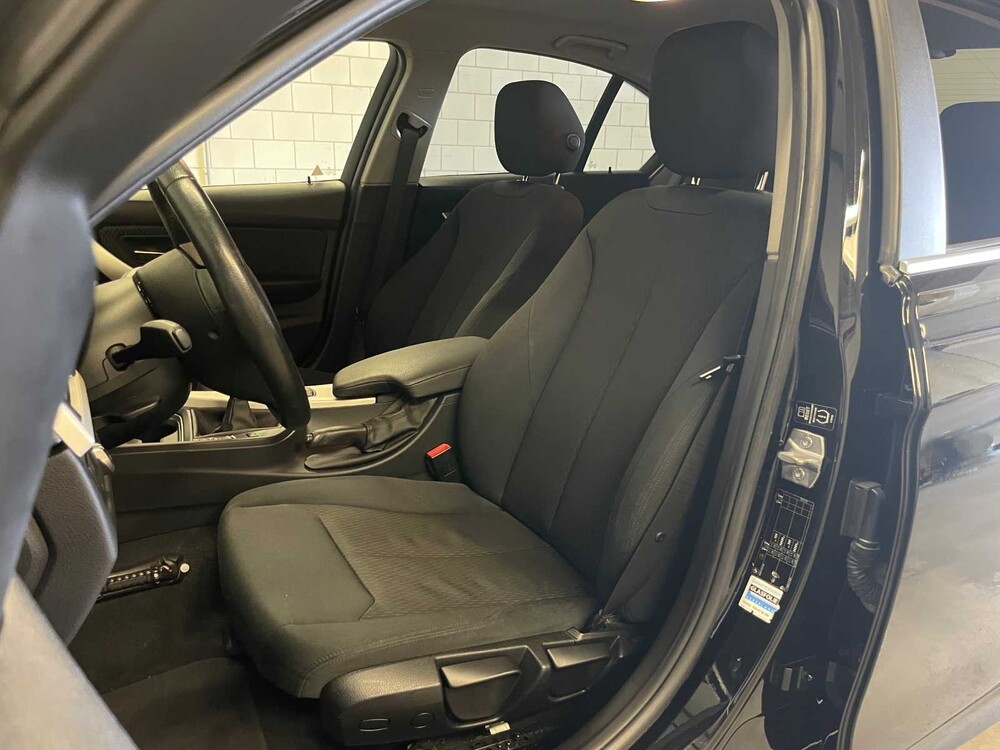 BMW 320i EfficientDynamics Edition Executive 170PS 2013 3er (Original-NL), 1-SKL-22