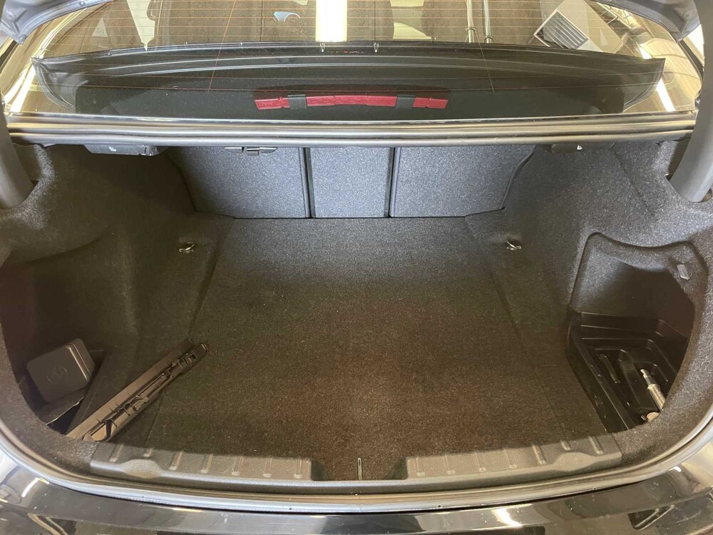 BMW 320i EfficientDynamics Edition Executive 170PS 2013 3er (Original-NL), 1-SKL-22