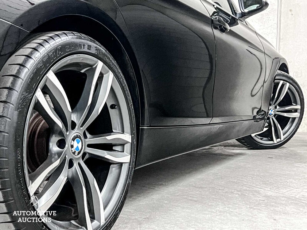 BMW 320i EfficientDynamics Edition Executive 170PS 2013 3er (Original-NL), 1-SKL-22