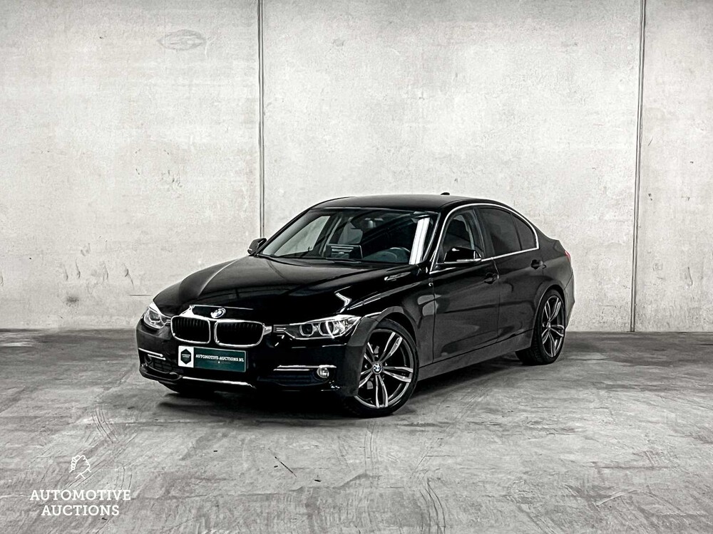BMW 320i EfficientDynamics Edition Executive 170PS 2013 3er (Original-NL), 1-SKL-22