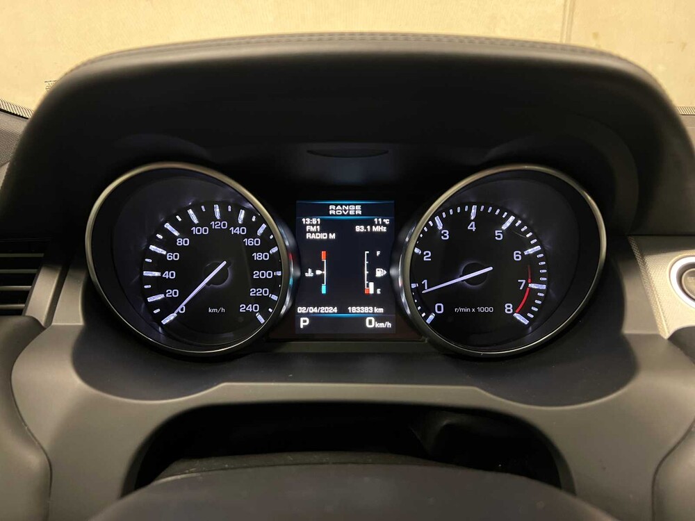 Land Rover Range Rover Evoque 2.0 Si 4WD Prestige 241hp 2012 (ORIGINAL-UK), 97-XFT-1