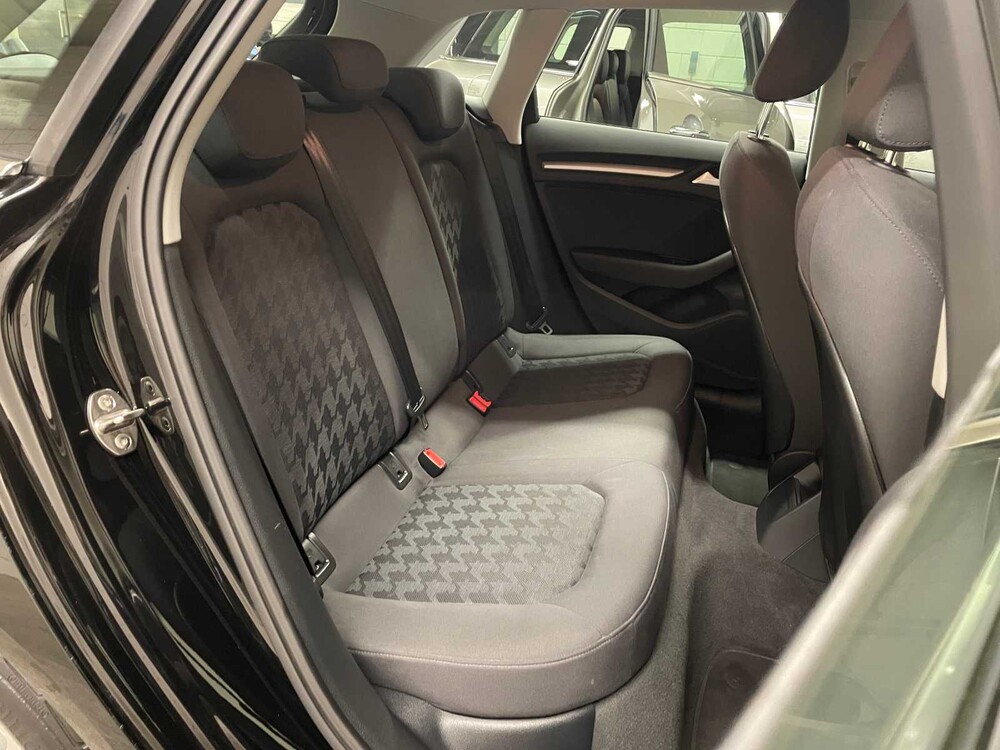 Audi A3 Sportback 1.4 TFSI S-Tronic CoD Attraction Pro Line 150PS 2015 ORIG-GB, 2-ZRG-24