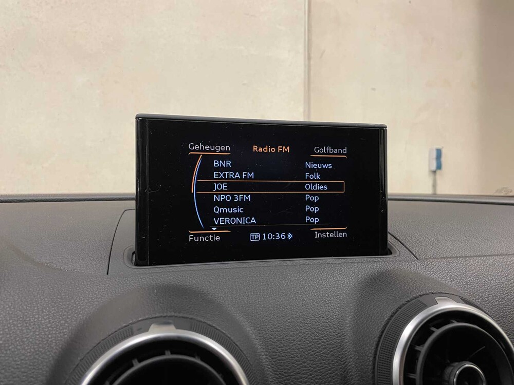 Audi A3 Sportback 1.4 TFSI S-Tronic CoD Attraction Pro Line 150PS 2015 ORIG-GB, 2-ZRG-24