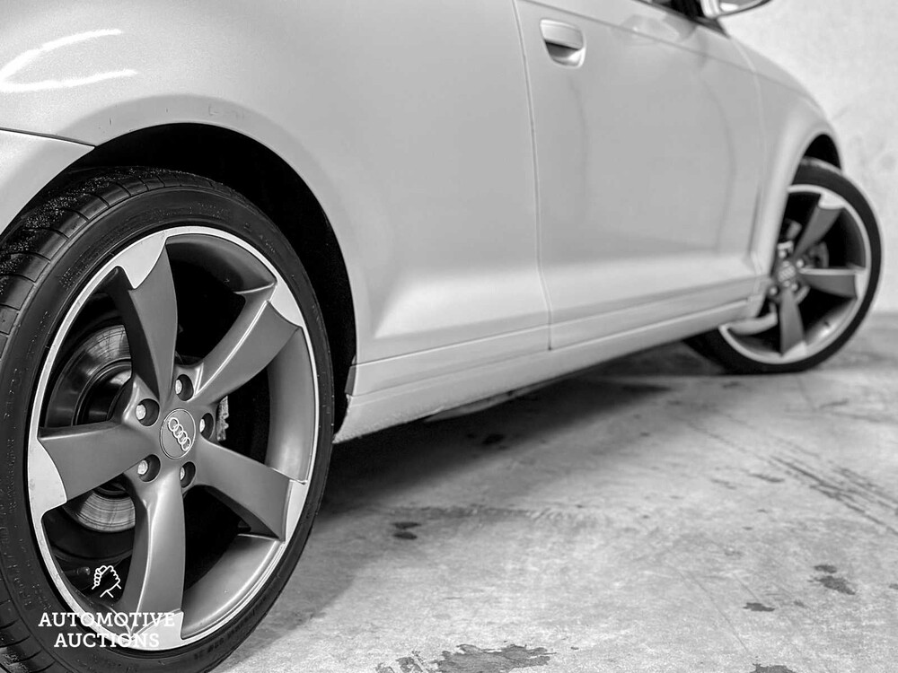 Audi A3 Cabriolet 1.2 TFSI Attraction Pro Line 105hp 2010 (ORIGINAL-UK), 