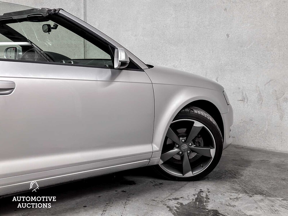 Audi A3 Cabriolet 1.2 TFSI Attraction Pro Line 105hp 2010 (ORIGINAL-UK), 