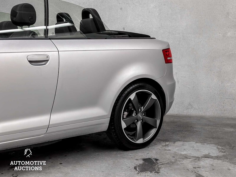 Audi A3 Cabriolet 1.2 TFSI Attraction Pro Line 105hp 2010 (ORIGINAL-UK), 