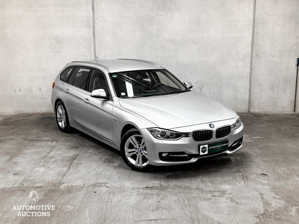BMW 318d Touring Executive Sport 143PS 2015 3er -Automatik-, 7-ZJX-63
