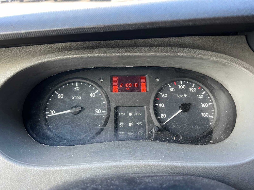 Renault Master T28 1.9dCi L1H1 82hp 2005, 52-BT-HP -Youngtimer