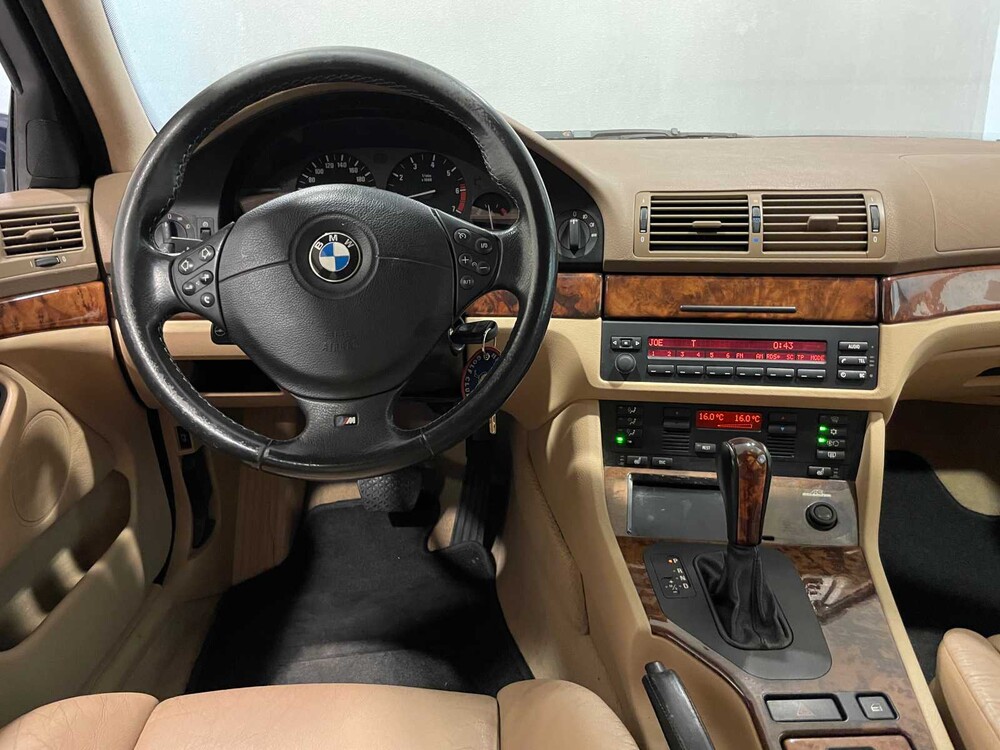 BMW 540i Touring 4.4 V8 High Executive 286PS 1999er 5er (Original-NL), ZB-FH-04