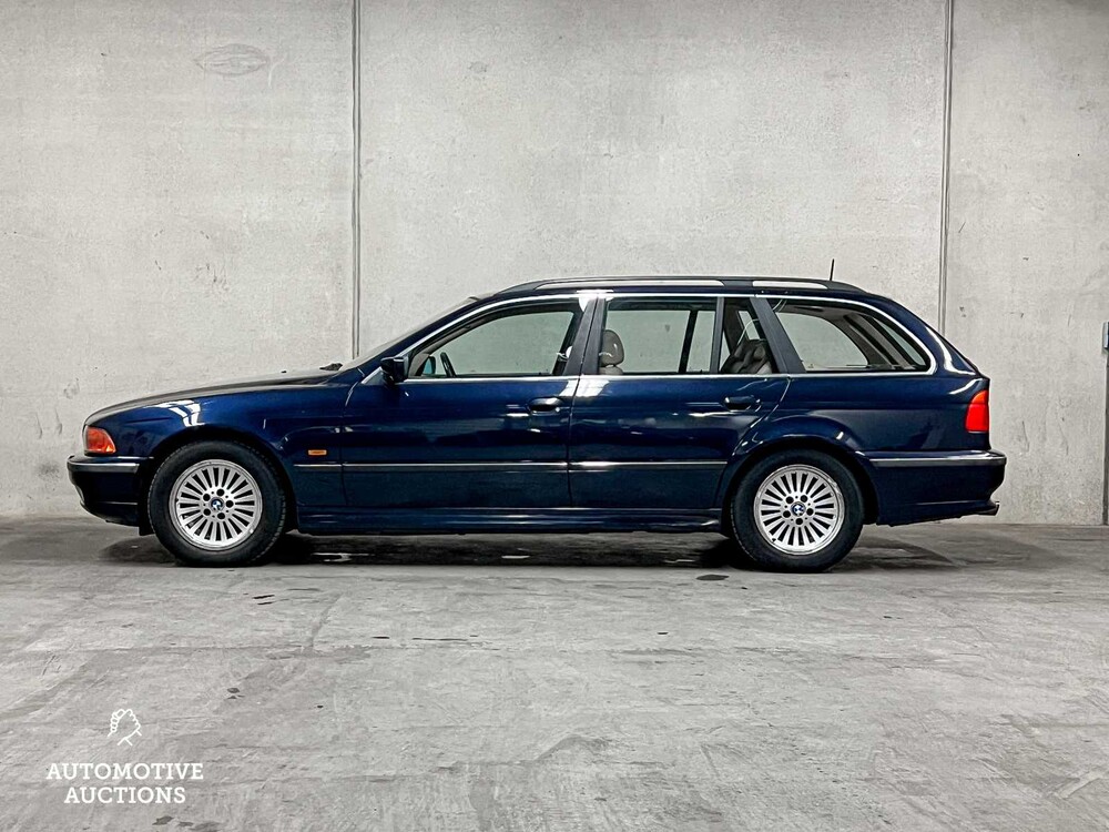 BMW 540i Touring 4.4 V8 High Executive 286PS 1999er 5er (Original-NL), ZB-FH-04