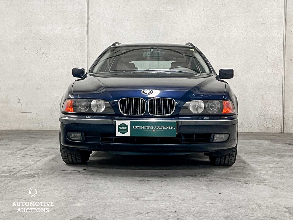 BMW 540i Touring 4.4 V8 High Executive 286PS 1999er 5er (Original-NL), ZB-FH-04