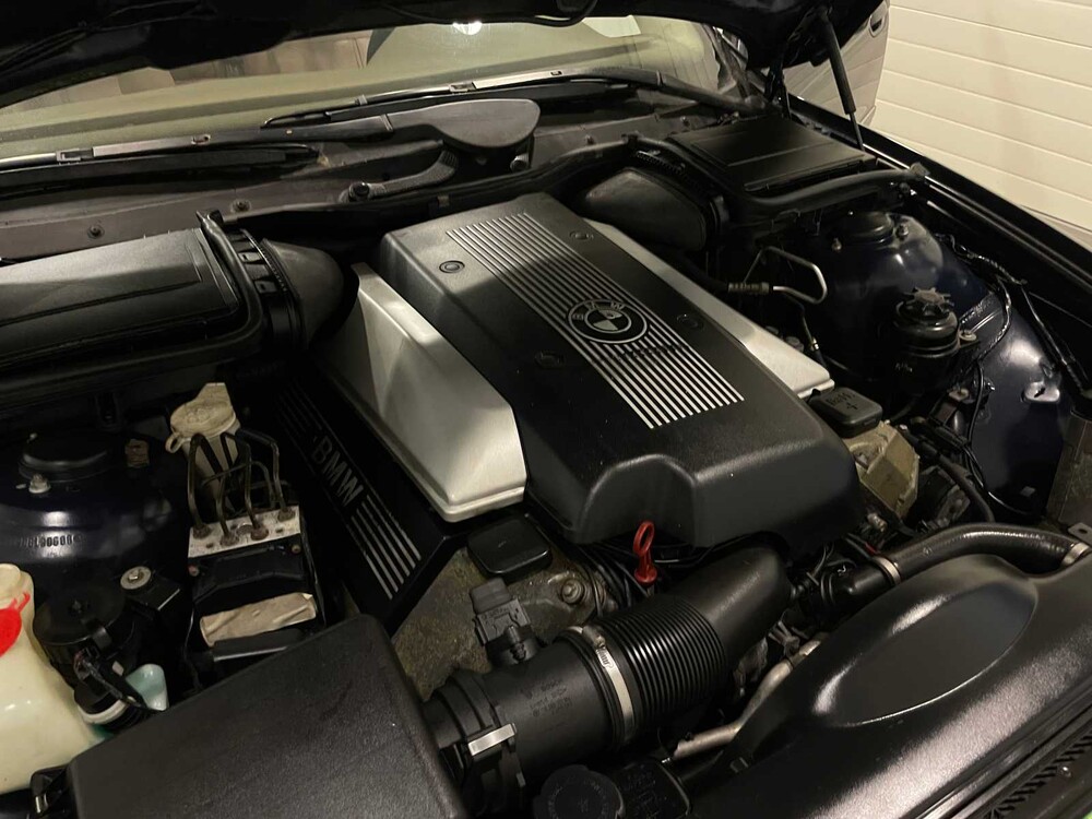 BMW 540i Touring 4.4 V8 High Executive 286PS 1999er 5er (Original-NL), ZB-FH-04