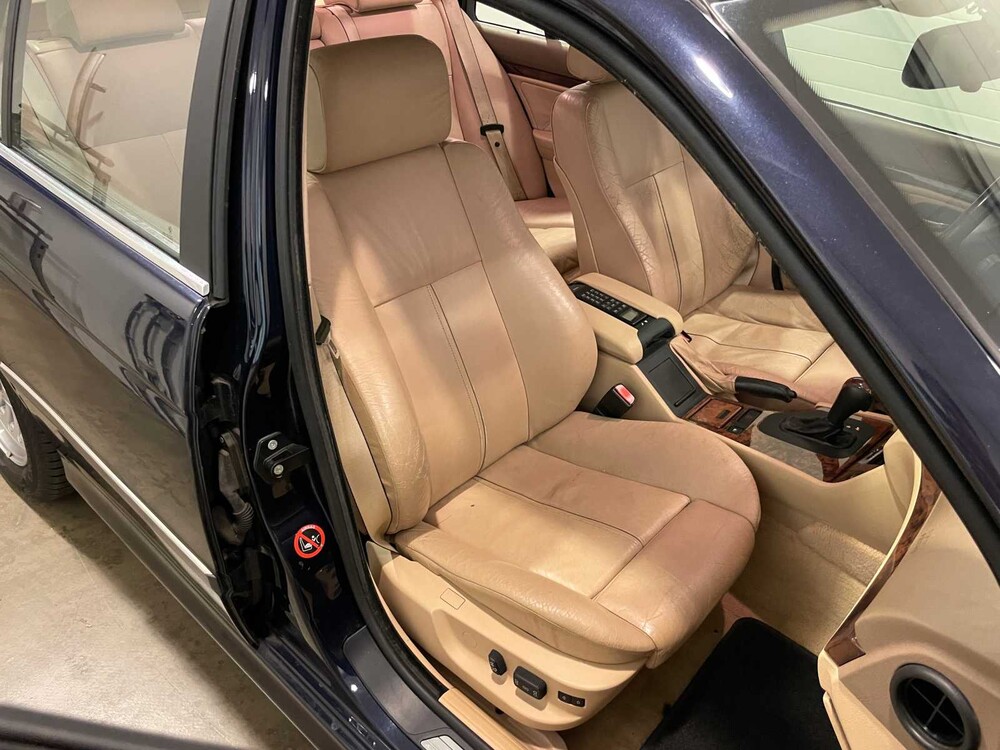 BMW 540i Touring 4.4 V8 High Executive 286PS 1999er 5er (Original-NL), ZB-FH-04