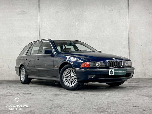 BMW 540i Touring 4.4 V8 High Executive 286hp 1999 5-Series (Original-NL), ZB-FH-04