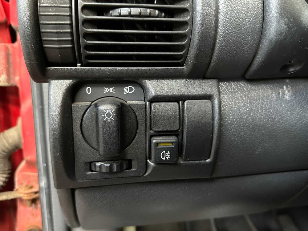 Opel Corsa 1.2iE City 45PS 1994 -Fertigmodell DE-, JS-JL-68