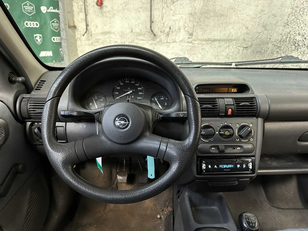 Opel Corsa 1.2iE City 45PS 1994 -Fertigmodell DE-, JS-JL-68