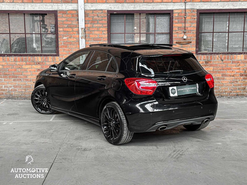 Mercedes-Benz A250 Ambition 211pk 2013 A-klasse, JT-846-T