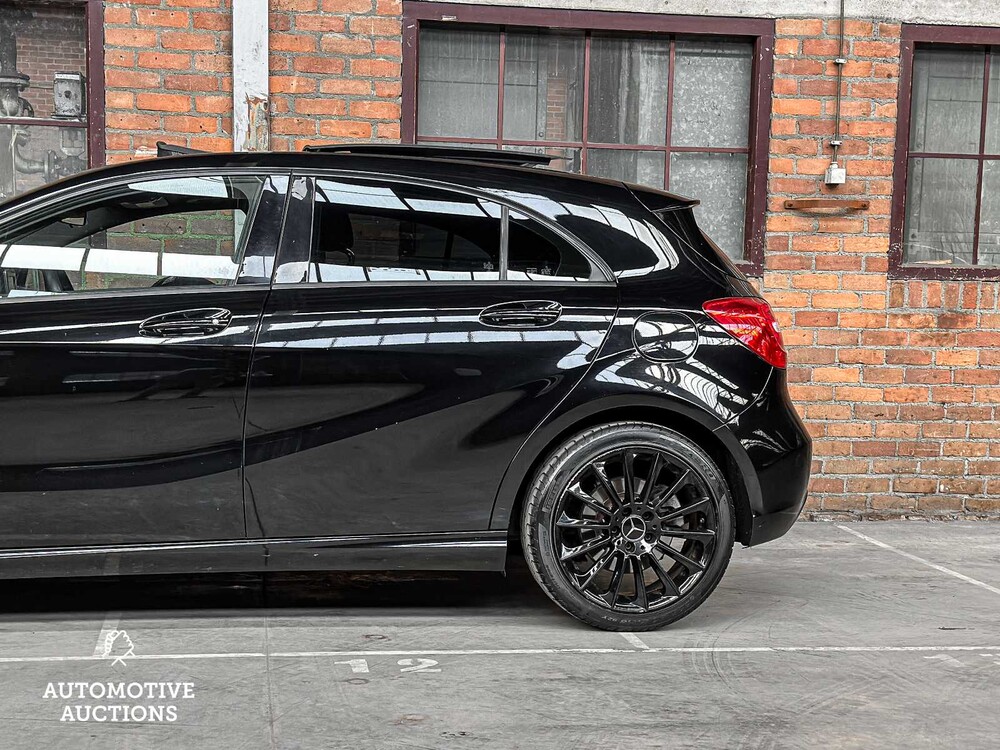 Mercedes-Benz A250 Ambition 211pk 2013 A-klasse, JT-846-T