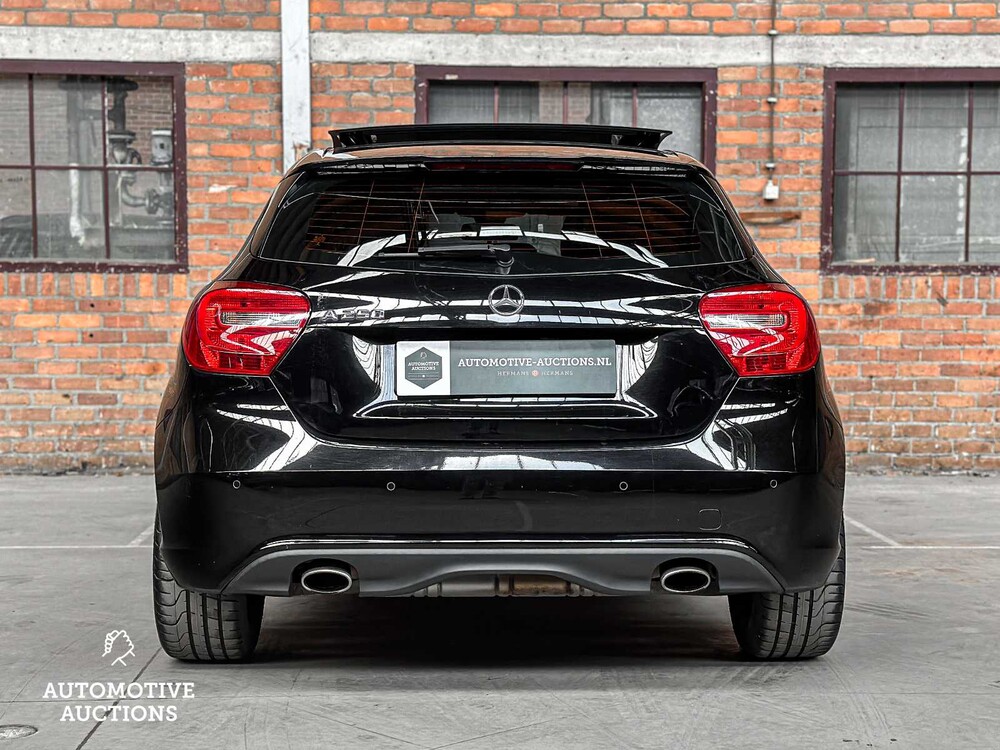 Mercedes-Benz A250 Ambition 211pk 2013 A-klasse, JT-846-T
