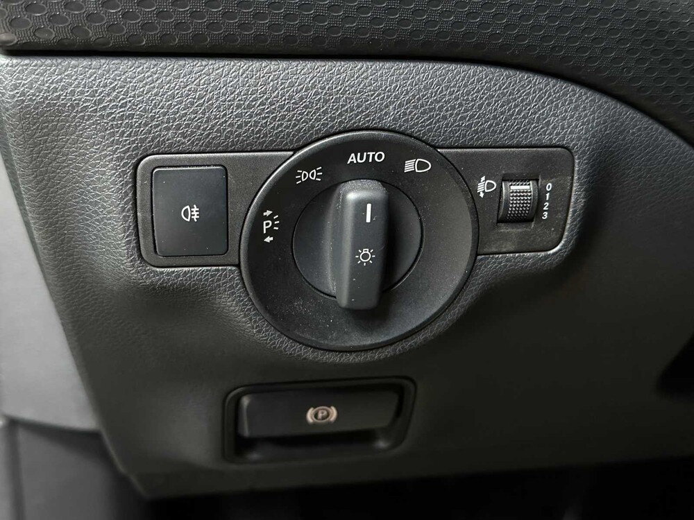 Mercedes-Benz A250 Ambition 211pk 2013 A-klasse, JT-846-T