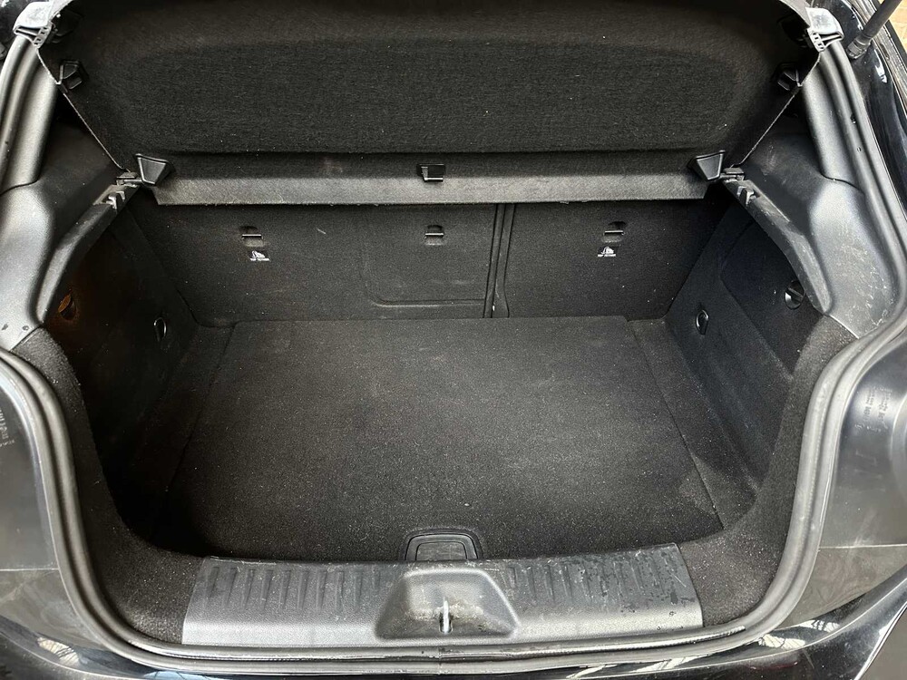 Mercedes-Benz A250 Ambition 211pk 2013 A-klasse, JT-846-T