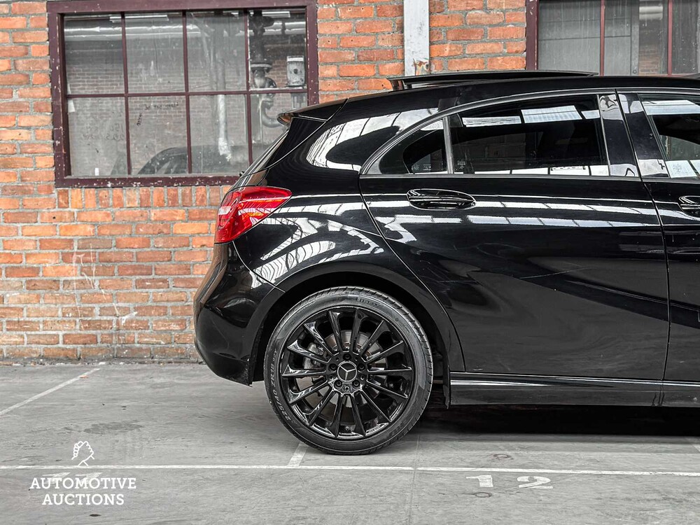 Mercedes-Benz A250 Ambition 211pk 2013 A-klasse, JT-846-T